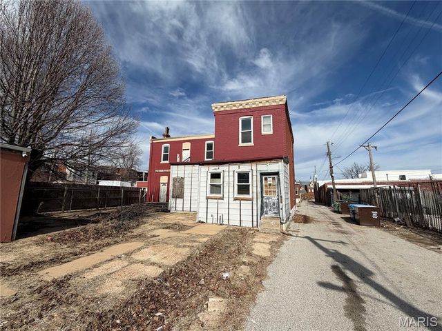 713 Lami Street, St Louis, MO 63104