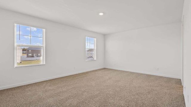226 Cressmoor Boulevard, Hobart, IN 46342