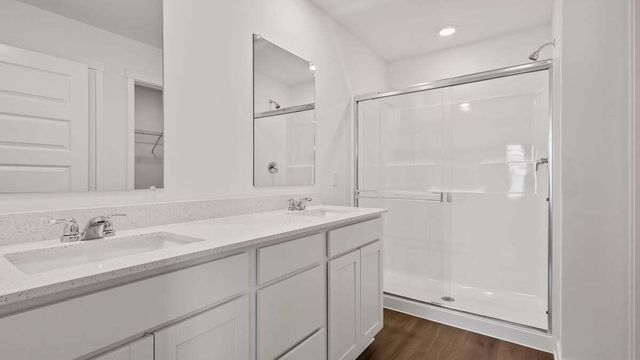 226 Cressmoor Boulevard, Hobart, IN 46342