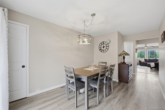 25 College Avenue 707, Nanuet, NY 10954