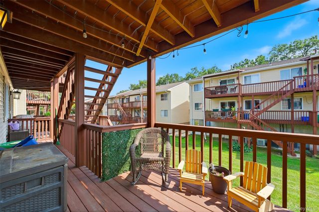 25 College Avenue 707, Nanuet, NY 10954