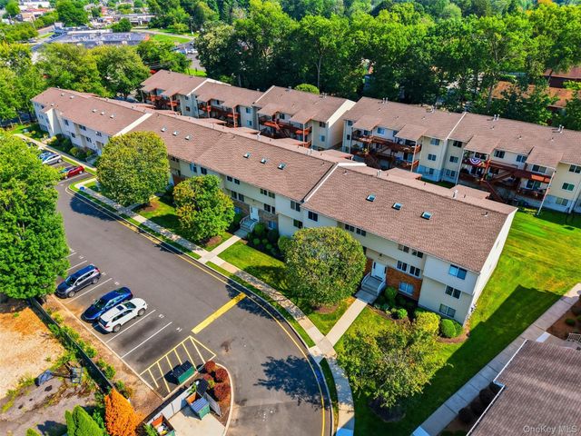 25 College Avenue 707, Nanuet, NY 10954