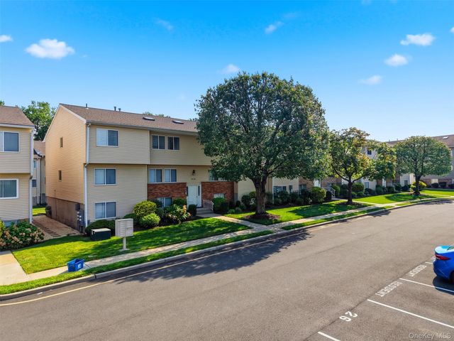 25 College Avenue 707, Nanuet, NY 10954