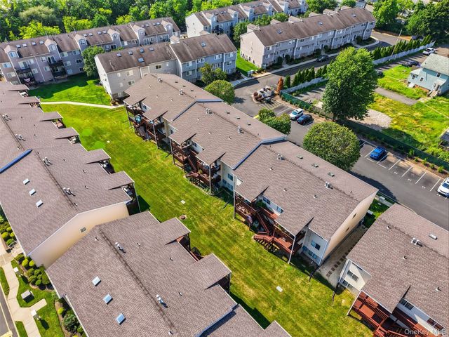 25 College Avenue 707, Nanuet, NY 10954