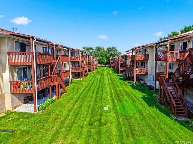 25 College Avenue 707, Nanuet, NY 10954
