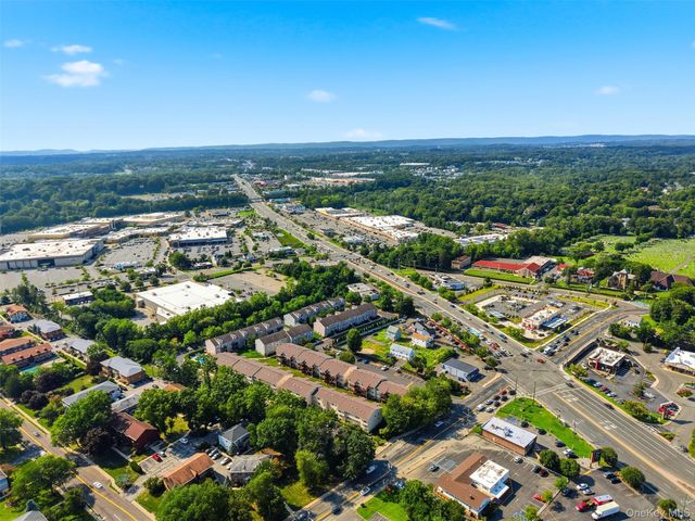 25 College Avenue 707, Nanuet, NY 10954