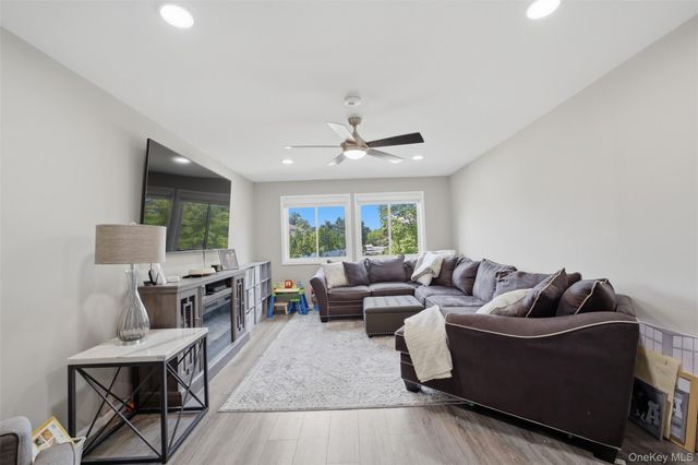 25 College Avenue 707, Nanuet, NY 10954