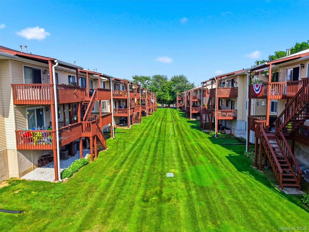 25 College Avenue 707, Nanuet, NY 10954 — photo 5