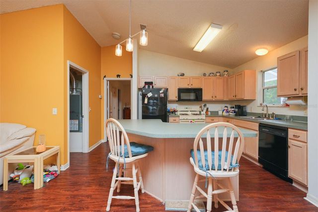 9345 SE 177TH SIMONS LANE, The Villages, FL 32162