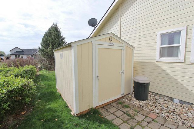 689 Triumph Dr, Middleton, ID 83644