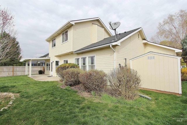 689 Triumph Dr, Middleton, ID 83644