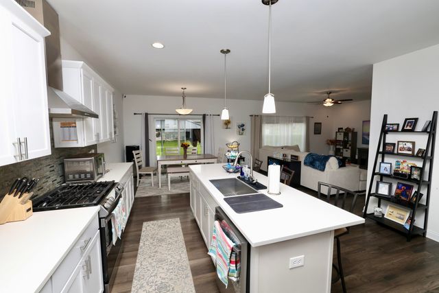11555 Newton Street, Crown Point, IN 46307