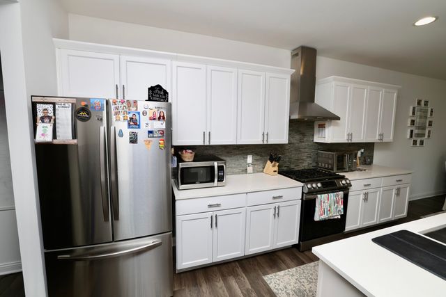11555 Newton Street, Crown Point, IN 46307