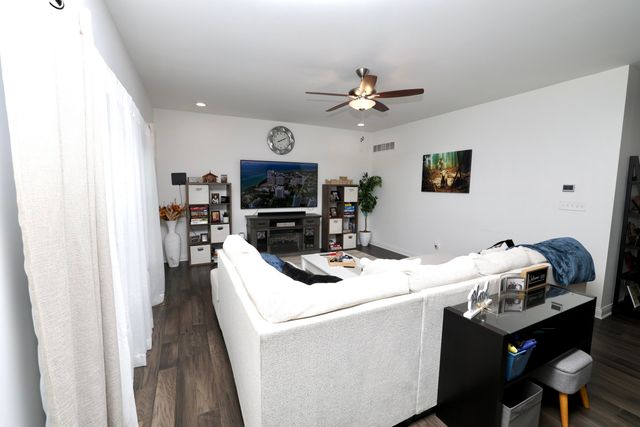 11555 Newton Street, Crown Point, IN 46307