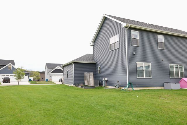 11555 Newton Street, Crown Point, IN 46307