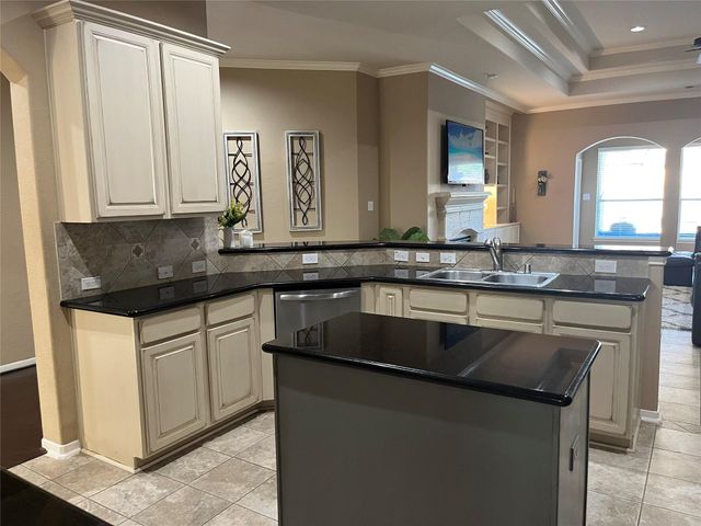 1320 Riverrock Court, Friendswood, TX 77546