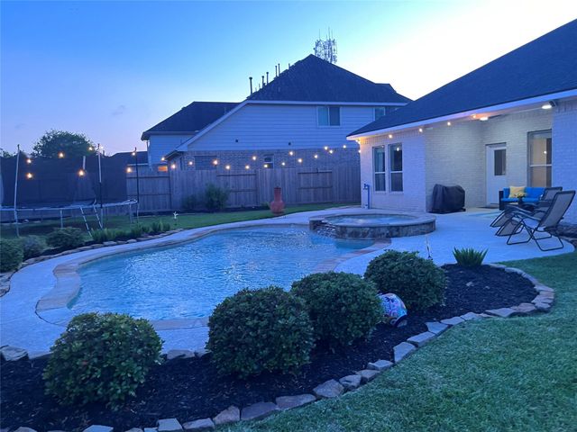 1320 Riverrock Court, Friendswood, TX 77546