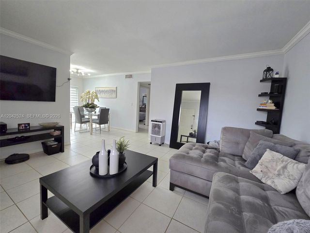 1265 W 24th Street 201, Hialeah, FL 33010