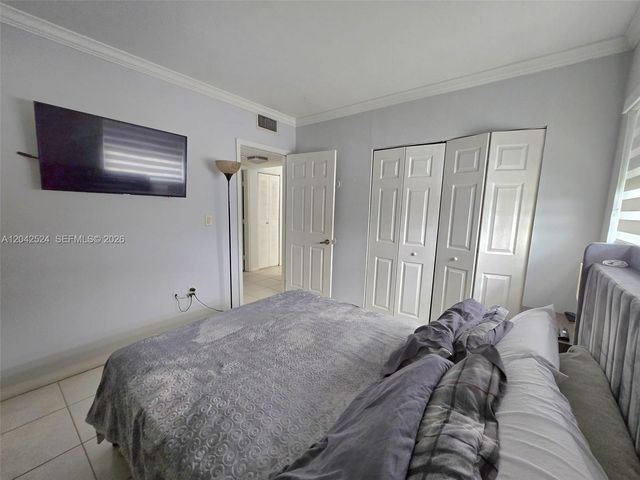 1265 W 24th Street 201, Hialeah, FL 33010