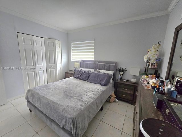 1265 W 24th Street 201, Hialeah, FL 33010