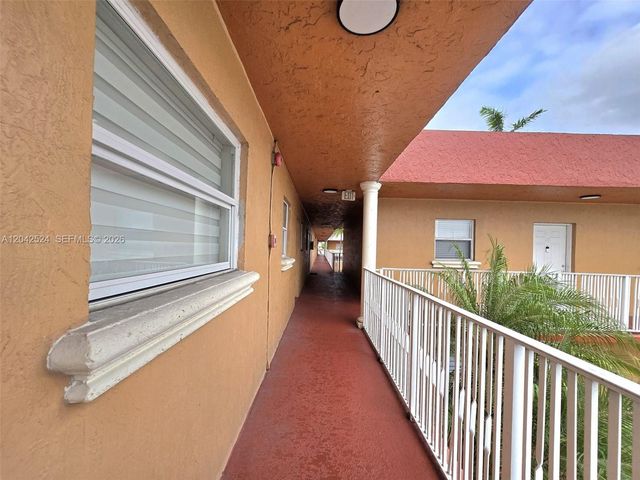 1265 W 24th Street 201, Hialeah, FL 33010
