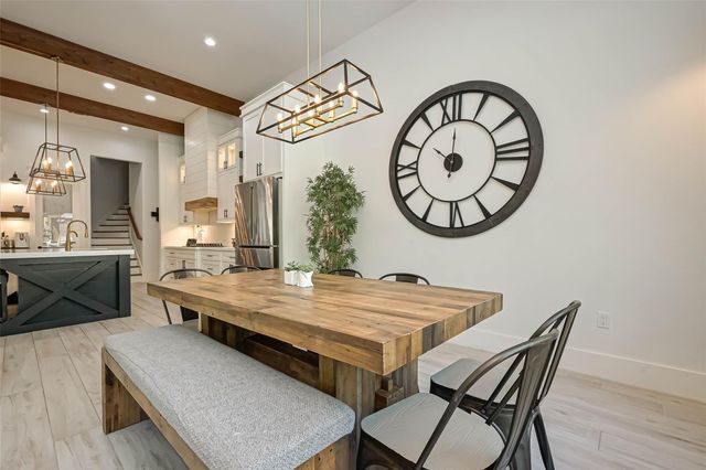 2407 Chantilly Lane, Conroe, TX 77384
