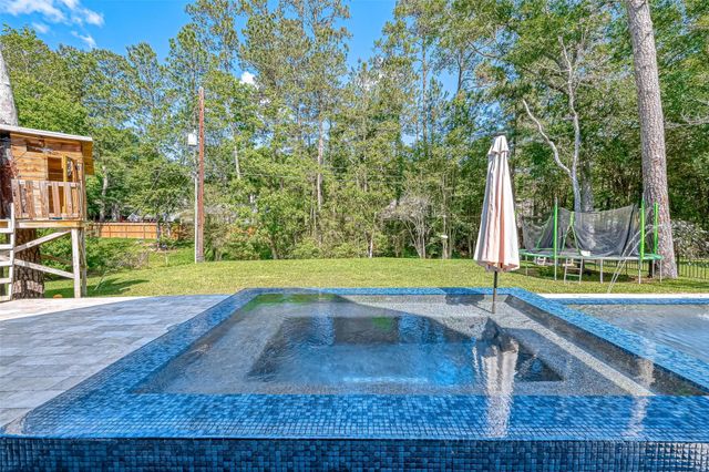2407 Chantilly Lane, Conroe, TX 77384
