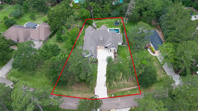 2407 Chantilly Lane, Conroe, TX 77384