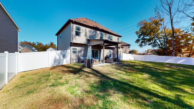 1214 Ewing Way, Clarksville, TN 37043