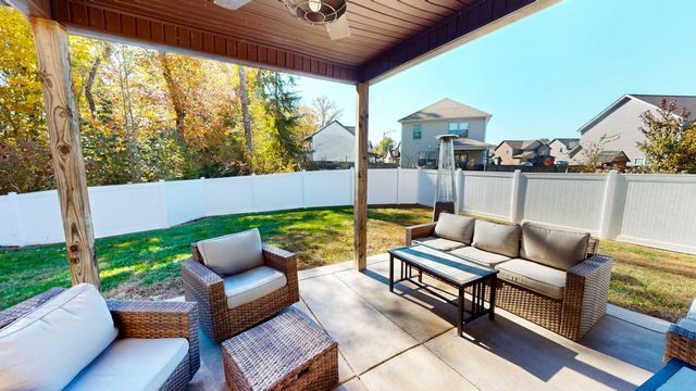 1214 Ewing Way, Clarksville, TN 37043