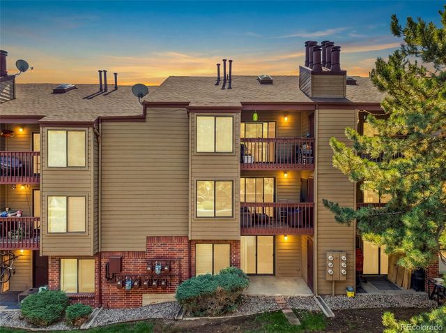 418 Wright Street 102, Lakewood, CO 80228