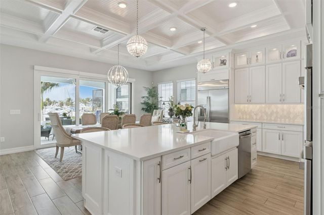3028 CHRISTOPHERS WATCH LANE, Ruskin, FL 33570