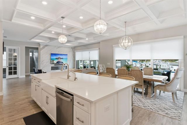 3028 CHRISTOPHERS WATCH LANE, Ruskin, FL 33570