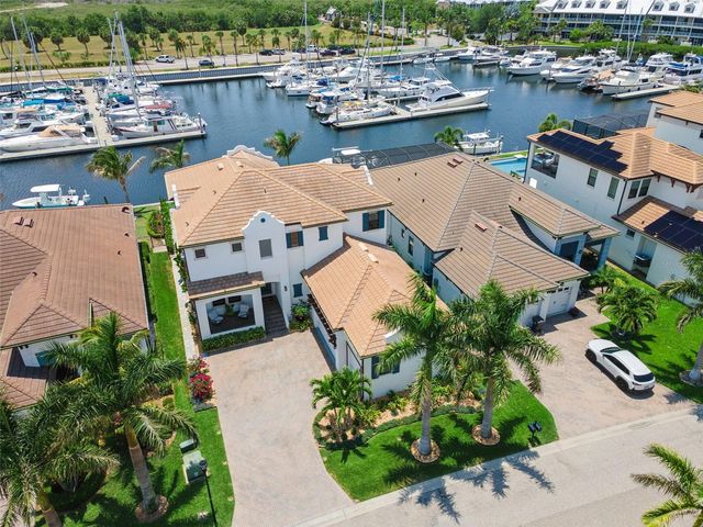 3028 CHRISTOPHERS WATCH LANE, Ruskin, FL 33570