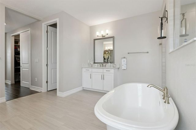 3028 CHRISTOPHERS WATCH LANE, Ruskin, FL 33570