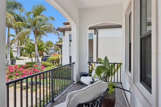 3028 CHRISTOPHERS WATCH LANE, Ruskin, FL 33570