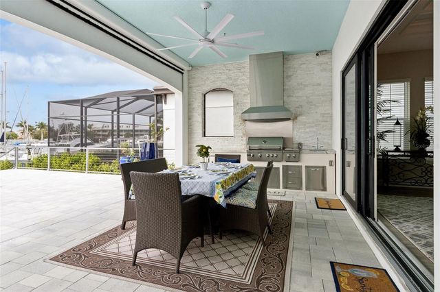 3028 CHRISTOPHERS WATCH LANE, Ruskin, FL 33570