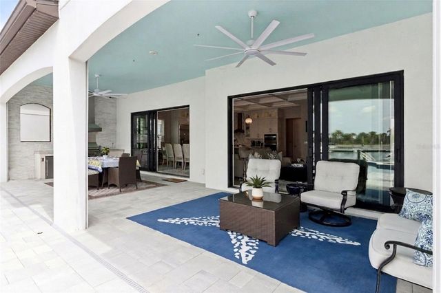 3028 CHRISTOPHERS WATCH LANE, Ruskin, FL 33570