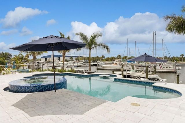 3028 CHRISTOPHERS WATCH LANE, Ruskin, FL 33570