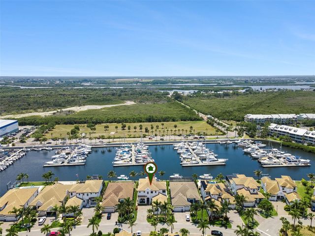 3028 CHRISTOPHERS WATCH LANE, Ruskin, FL 33570