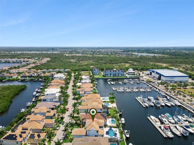 3028 CHRISTOPHERS WATCH LANE, Ruskin, FL 33570