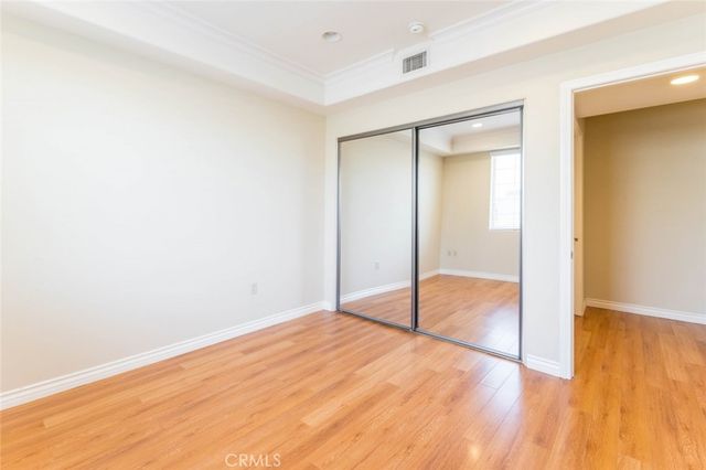 511 E Harvard Road 101, Burbank, CA 91501
