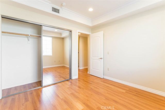511 E Harvard Road 101, Burbank, CA 91501
