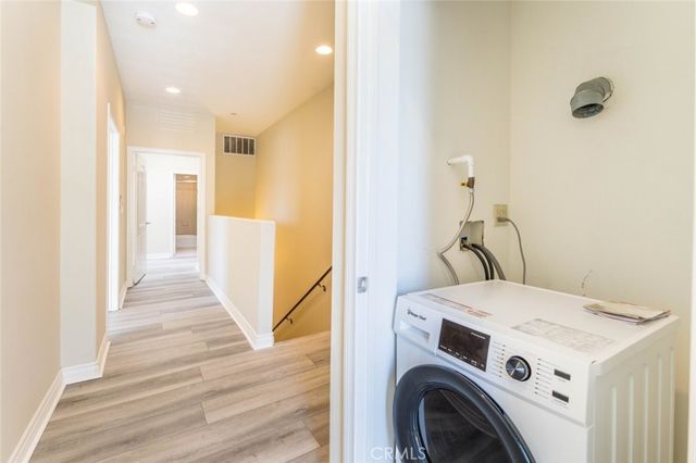 511 E Harvard Road 101, Burbank, CA 91501