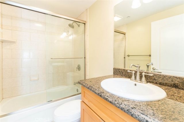 511 E Harvard Road 101, Burbank, CA 91501
