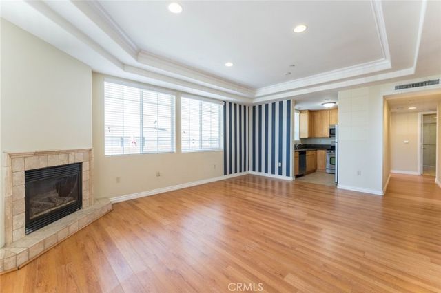 511 E Harvard Road 101, Burbank, CA 91501