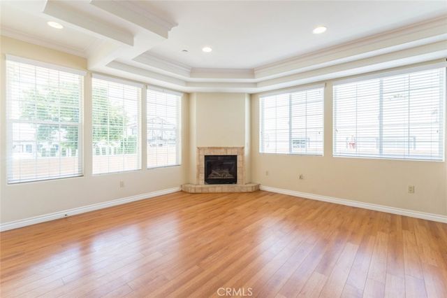 511 E Harvard Road 101, Burbank, CA 91501