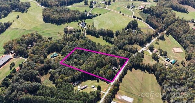 1491 Landrum Road, Columbus, NC 28722