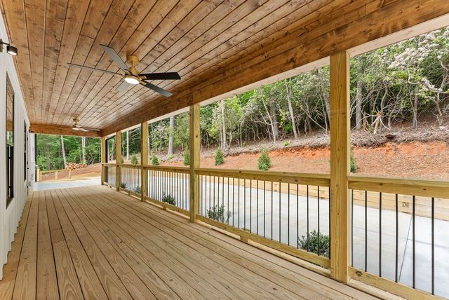 286 Frances Drive, Ellijay, GA 30536