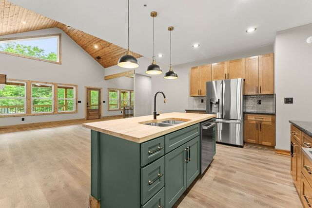 286 Frances Drive, Ellijay, GA 30536